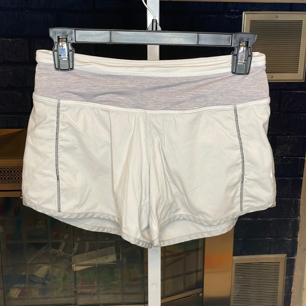 Lululemon Speed Up Shorts Sz 2